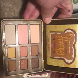 Too Faced Peanut Butter Honey palette